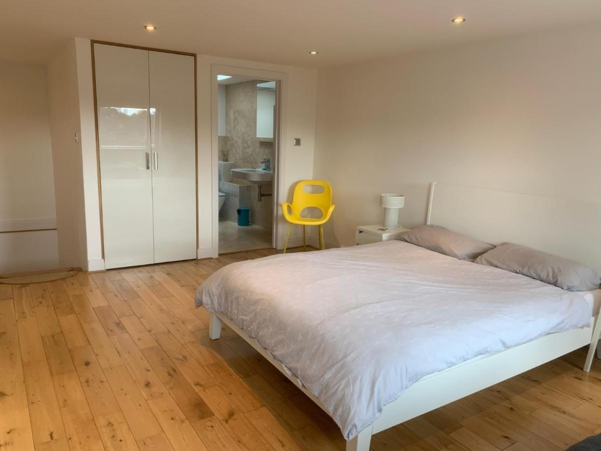 Luxury 3-Bedroom Townhouse In Hackney Лондон Екстериор снимка